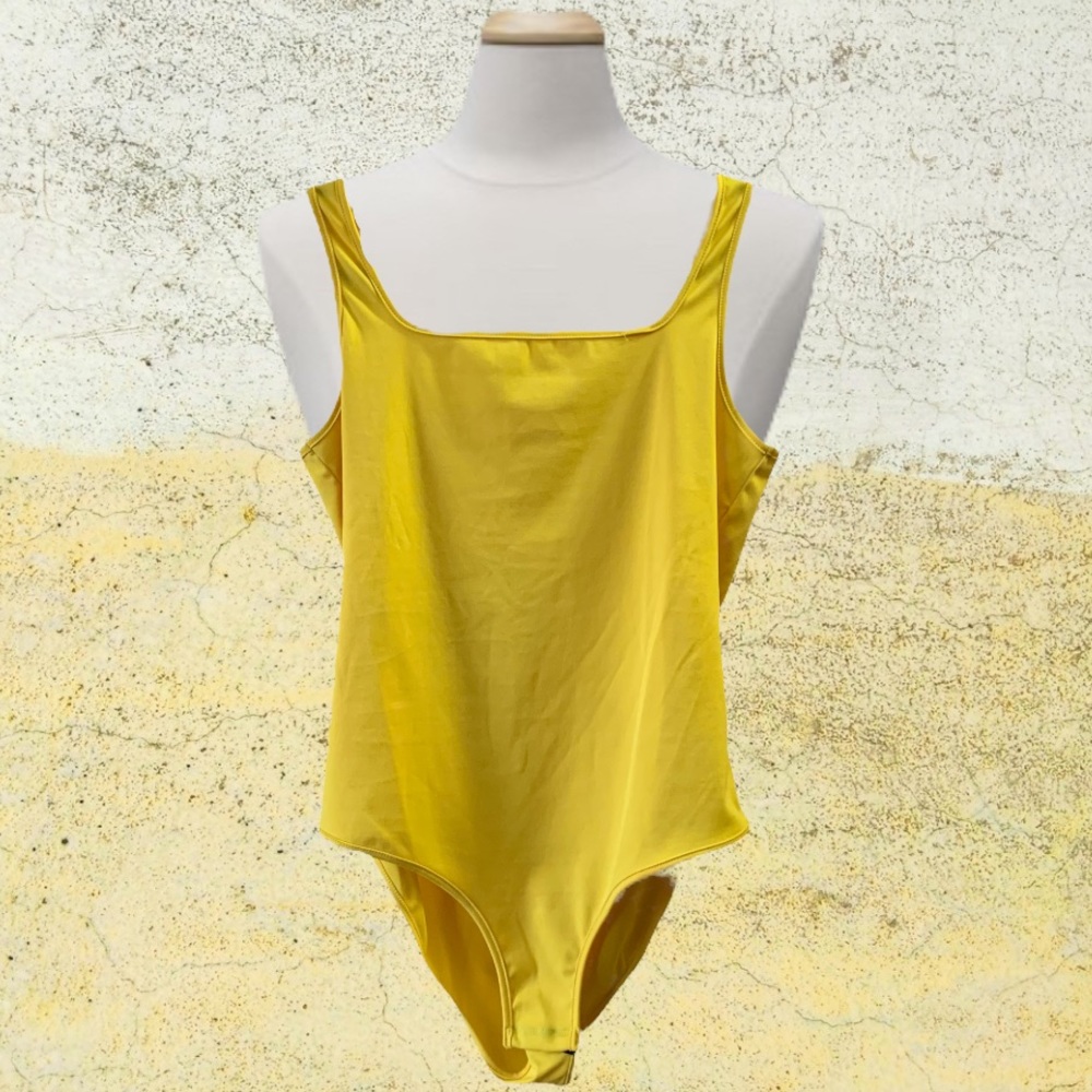 SHEIN Bodysuit